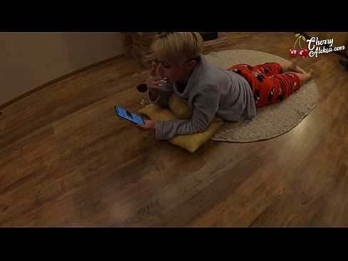 ❤️ Gekke Blondine Pijpt Enorme Pik en Stuitert Er Op - Anale Seks Just porno at us nl.pornoklinge.ru ☑