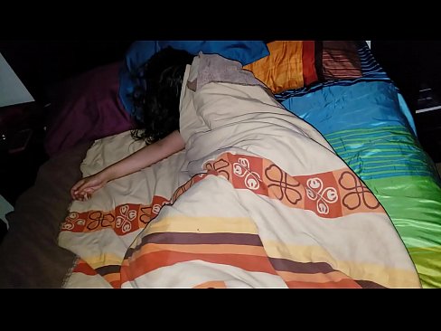 ❤️ Stiefzoon die zijn jonge stiefmoeder berispt terwijl ze slaapt. Just porno at us nl.pornoklinge.ru ☑